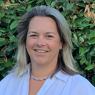 Dr Amanda Hopper